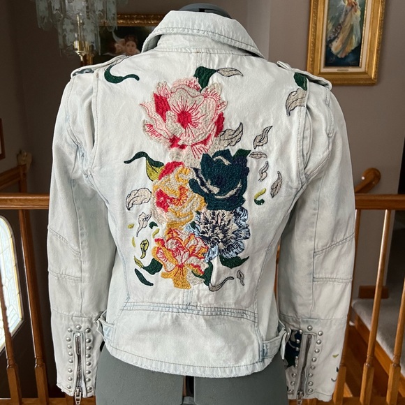 BLANK NYC S Embroidered Floral Flower Denim Jacket Easter Valentines Day - Picture 3 of 10
